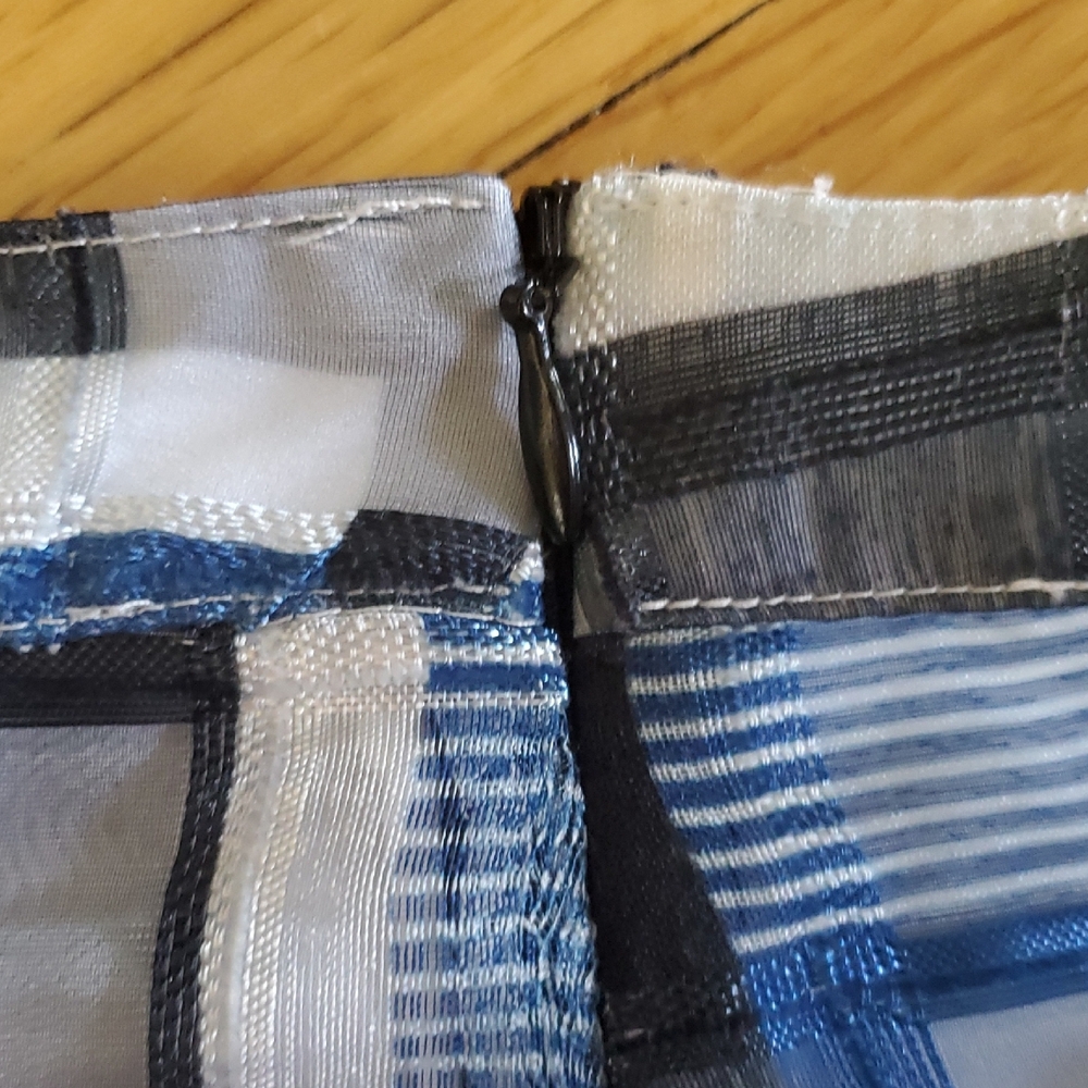 Blue and White Ruched Pencil Mini Skirt NBD size XS - Picture 3 of 7